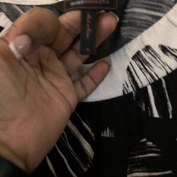 BCBGMAXAZRIA Shift Dress - Picture 2 of 7